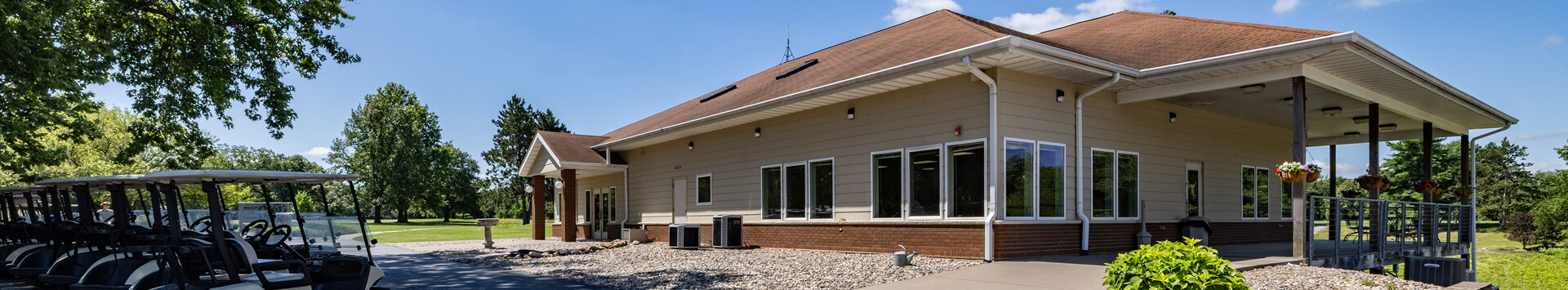 Clubhouse at Indian Bluff Golf Course